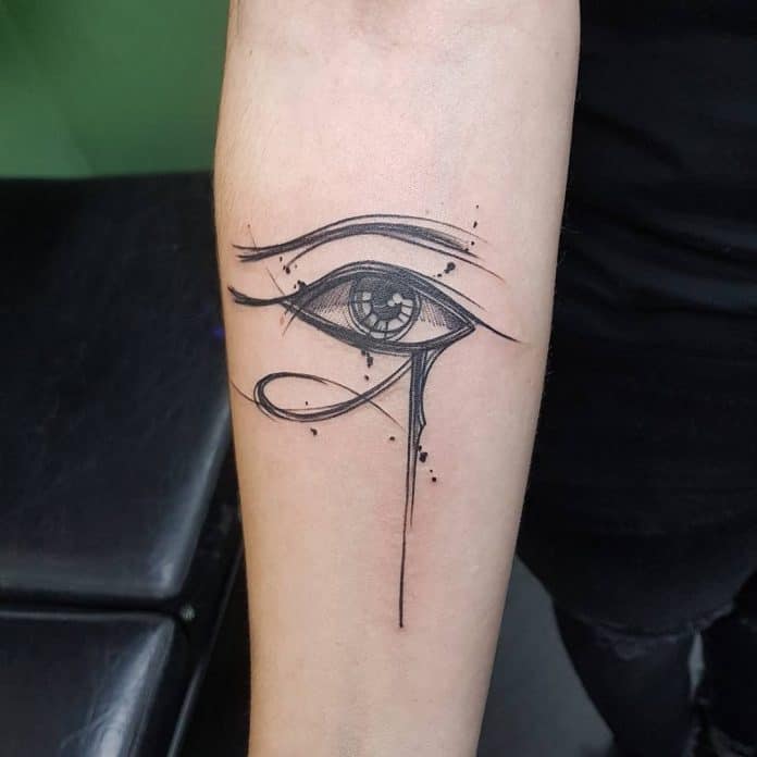 tatuaggio occhio horus braccio by @yeraytattoo