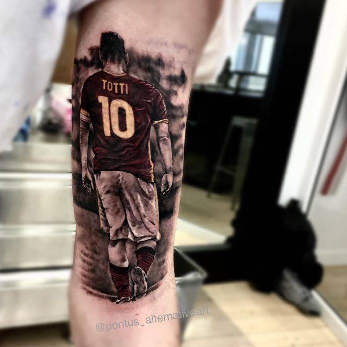 Tatuaggi icone VIP Totti tattoo by @pontus alternativeart 1