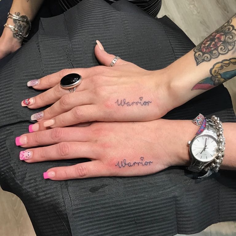 tatuaggi scritte coppia mano by @meridian_tattoo_leon