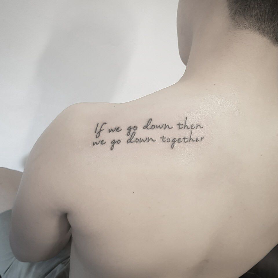 tatuaggio frase significativa spalla by @tattooist marvel