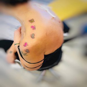 tattoo-farfalla-spalla-by-@ang.ink_.art_