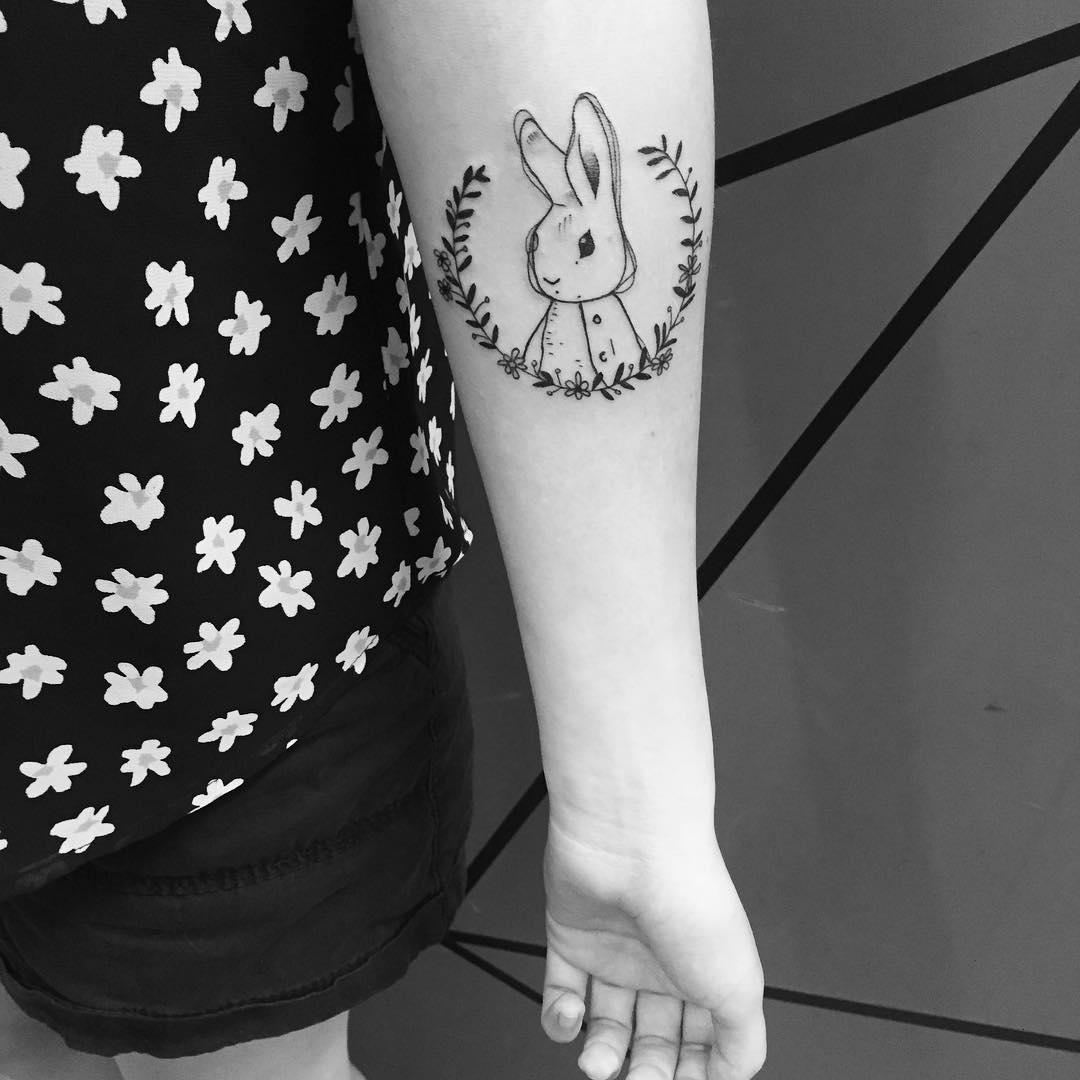 coniglio blackgrey tattoo by @thalie tattoo