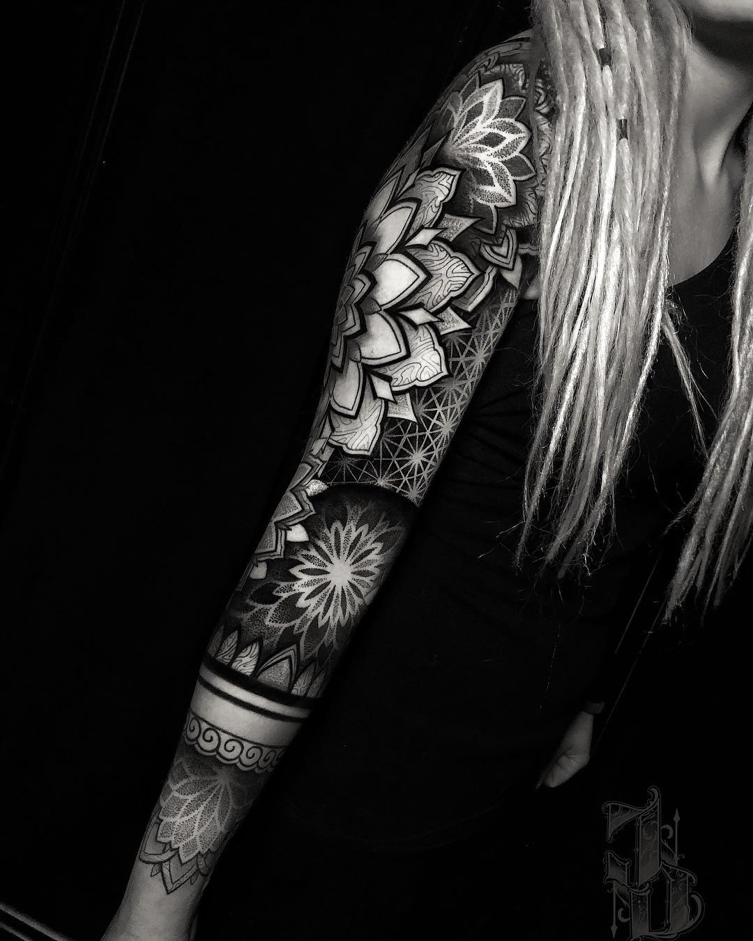 tattoo mandala by @joaodias_tattoo