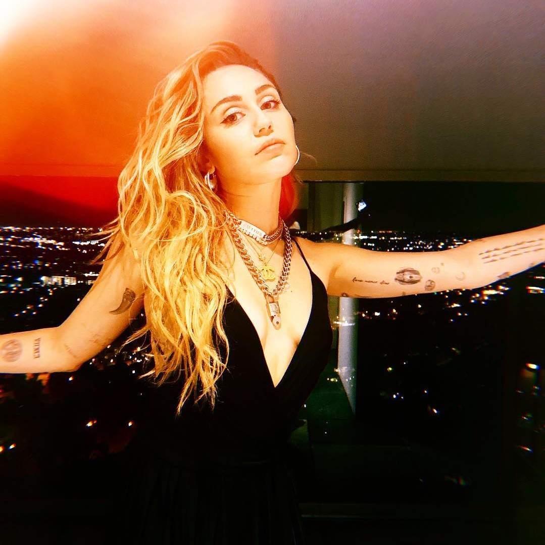 tatuaggi Miley Cyrus ph @mileycyrus 4