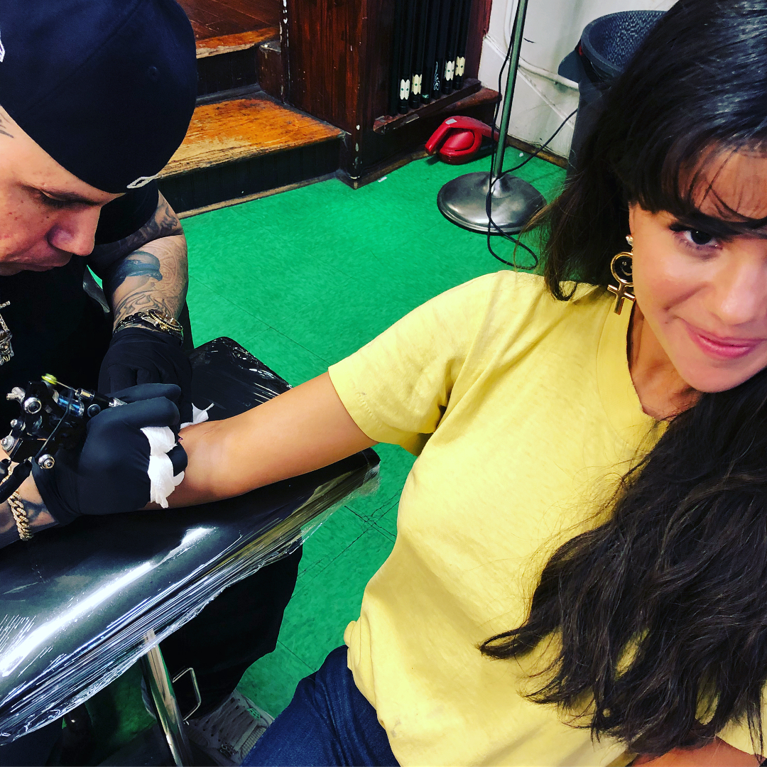 tattoo lettering Selena Gomez avanbraccio ph @selenagomez