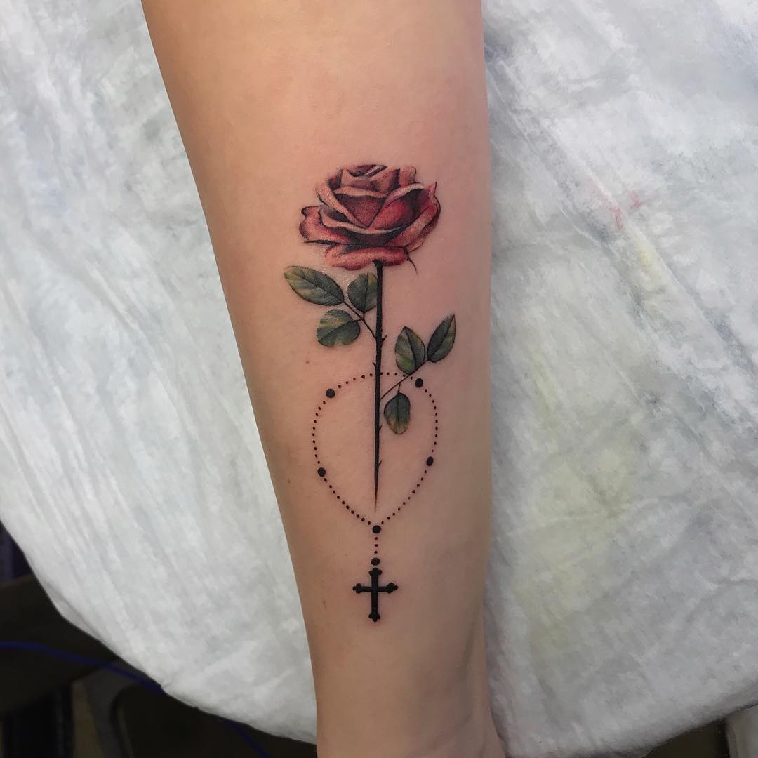 tattoo rosario rosa by @shelbytattoos