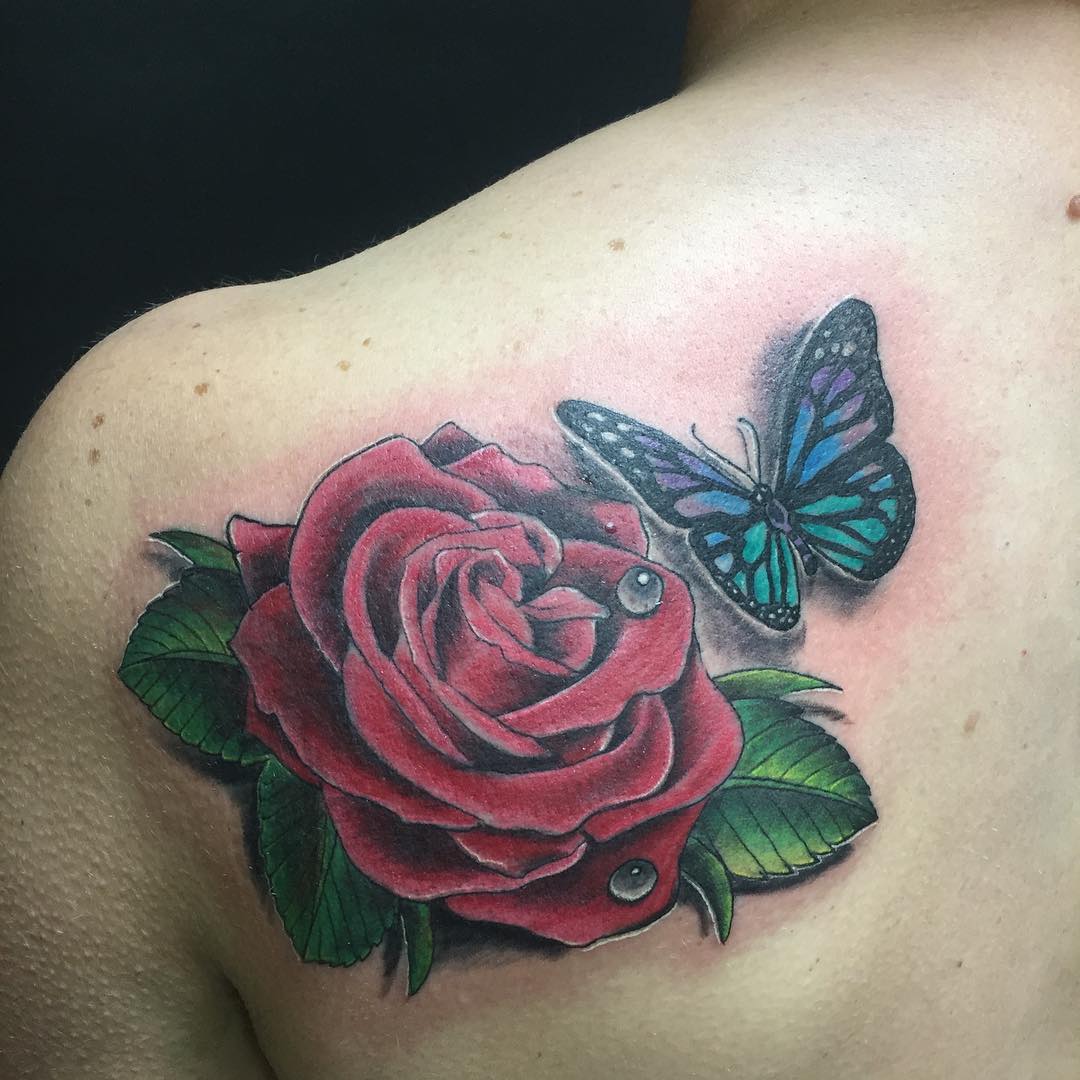 tatuaggi rose e farfalle by @fatiux oldskulls