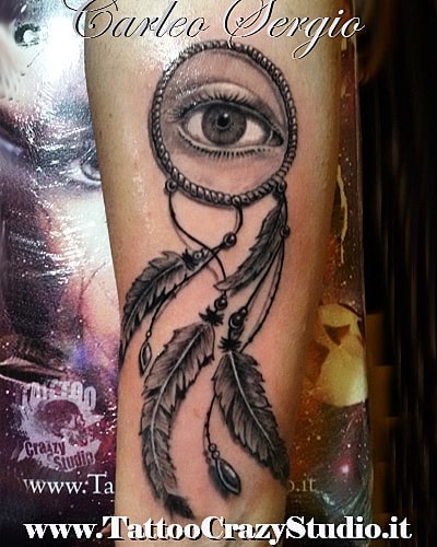 tatuaggio acchiappasogni piume occhio by @tattoo crazy studio