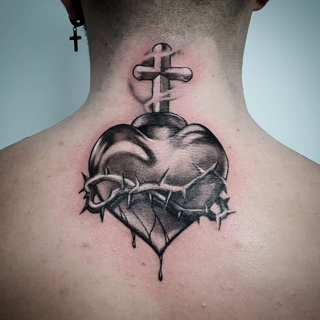 cuore sacro tattoo by @so apostrof