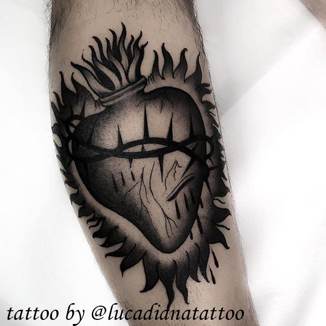cuore spine fuoco by @lucadianatattoo