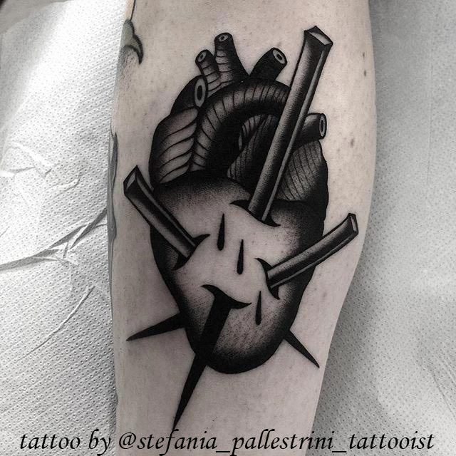 tattoo cuore chiodi by @stefania pallestrini tattooist