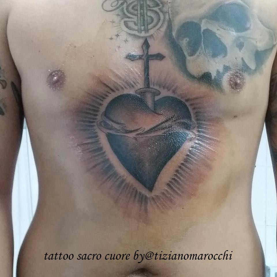 tattoo sacro cuore by @tizianomarocchi
