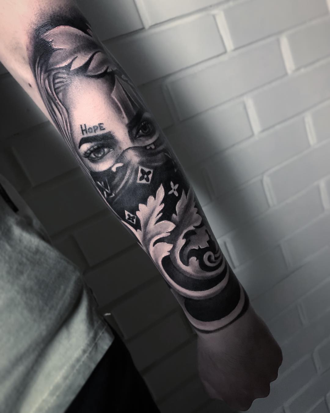 tatuaggio chicano braccio by @voight blacktattoo 1