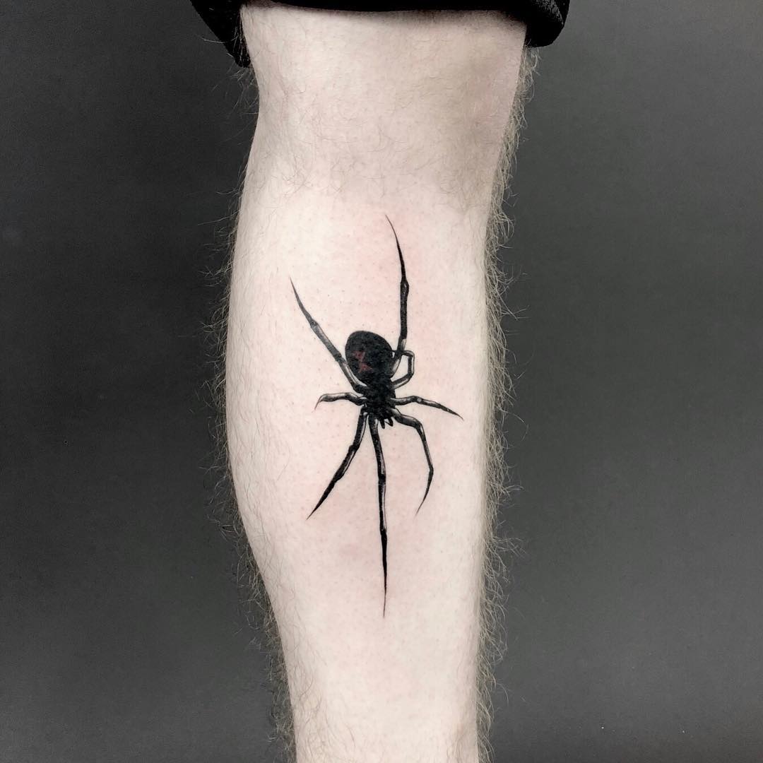 tattoo ragno braccio by @spookyboytattoos