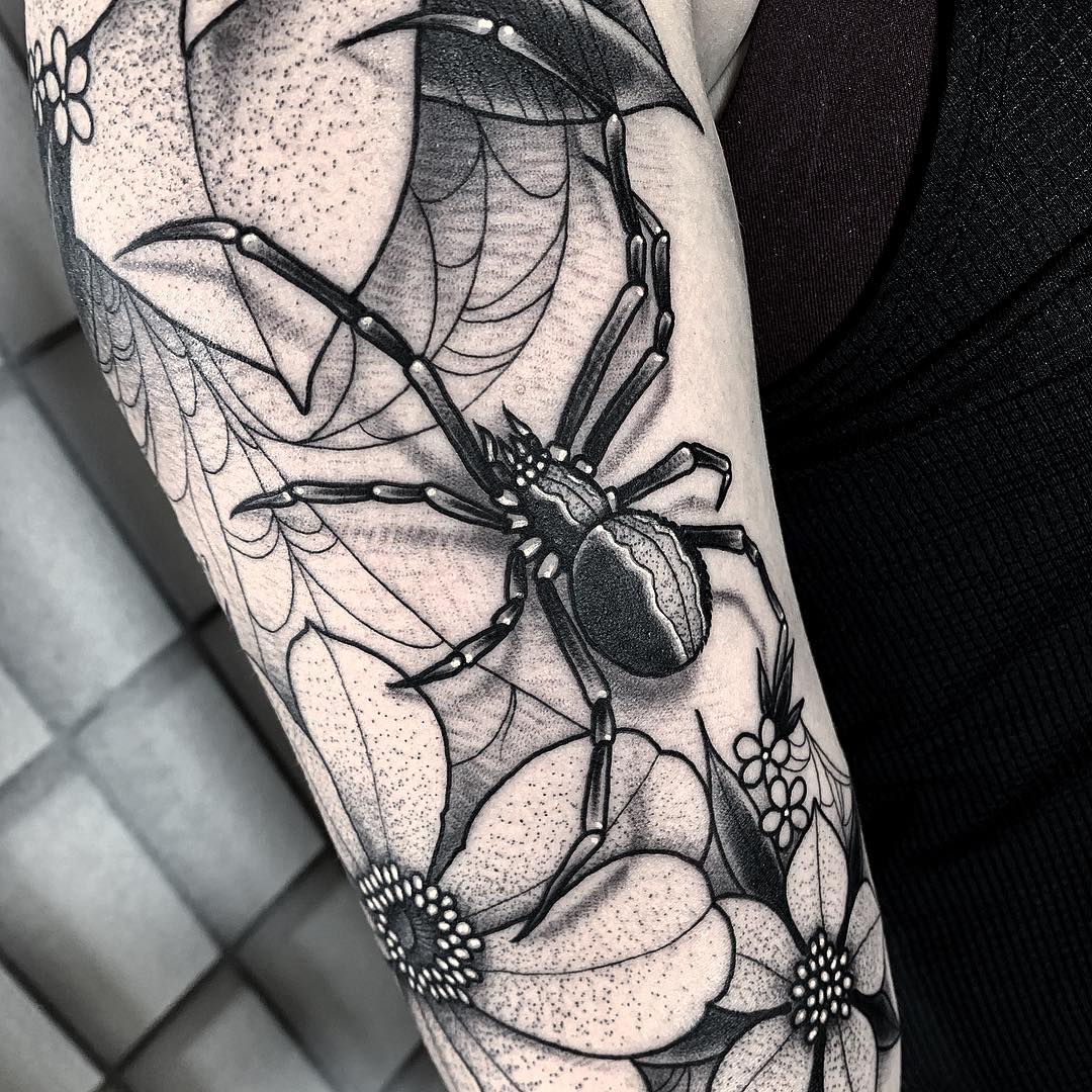 tattoo spider by @angeloparente