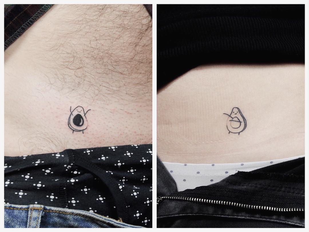 tattoo stilizzato coppia avocado by @bymosler