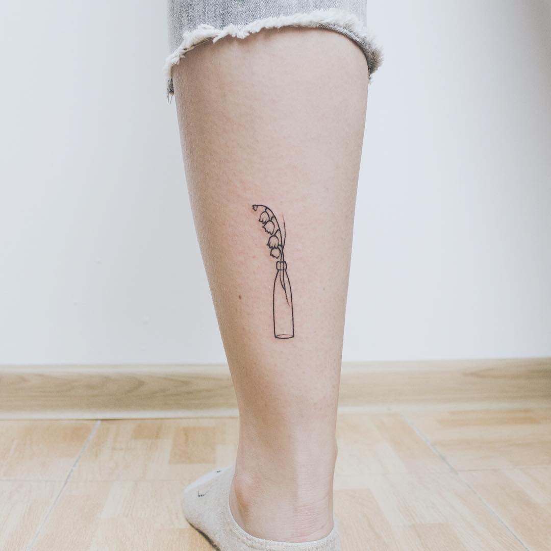 tattoo stilizzato gamba by @bymosler