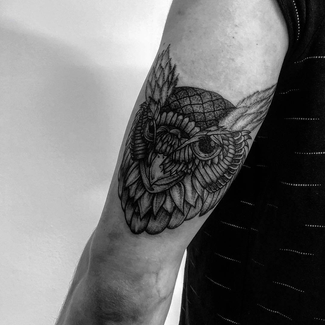 tatuaggio blackwork by @ xalexx 1