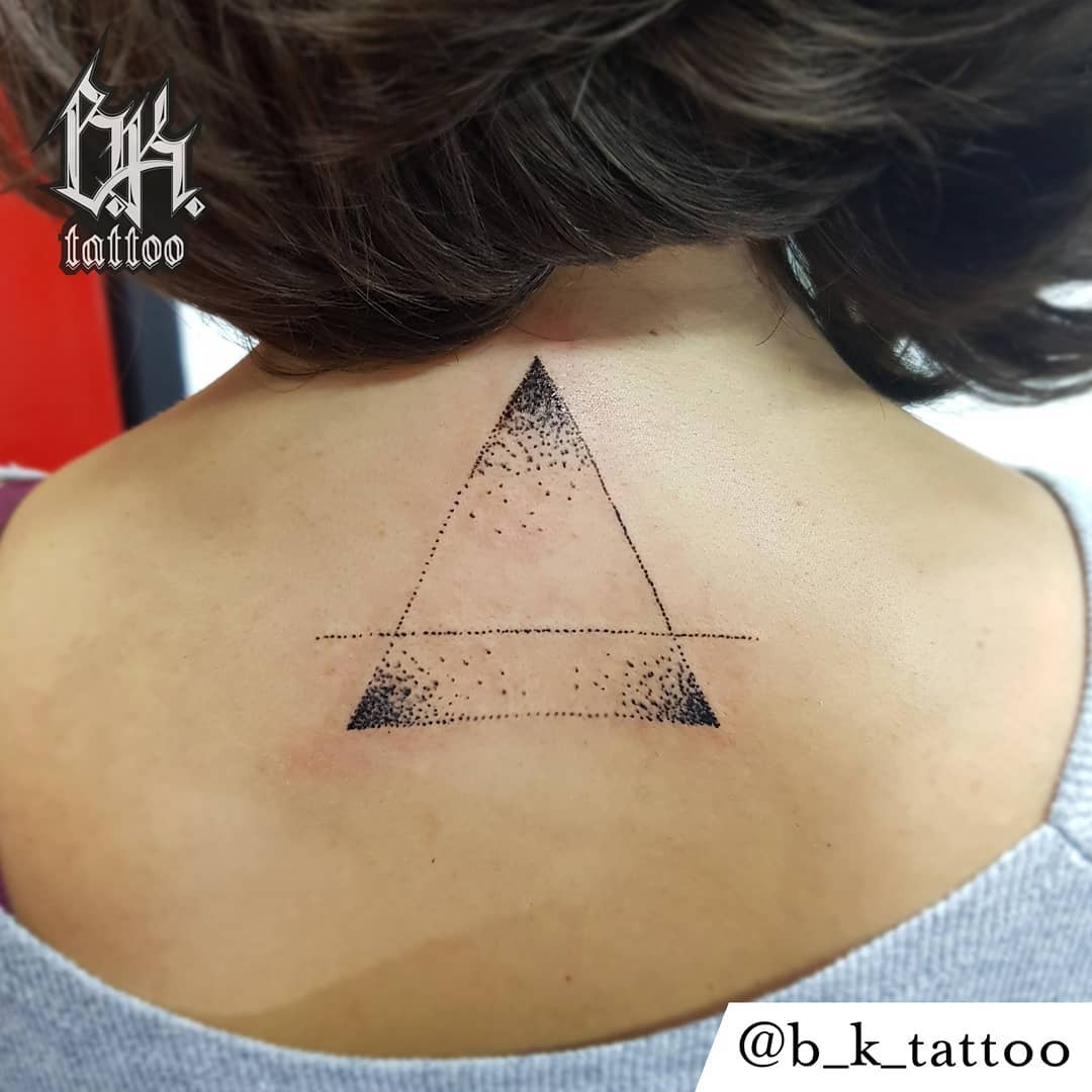 tatuaggio blackwork by @b k tattoo