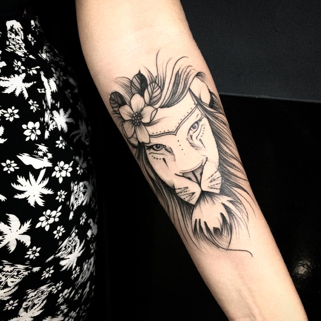 tatuaggio blackwork by @donrenantattoo