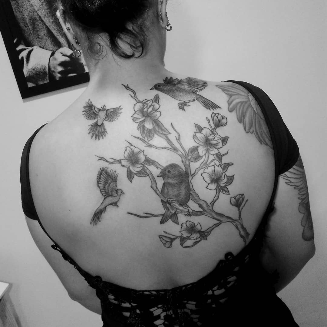 tatuaggio blackwork by @franpaimtattooist