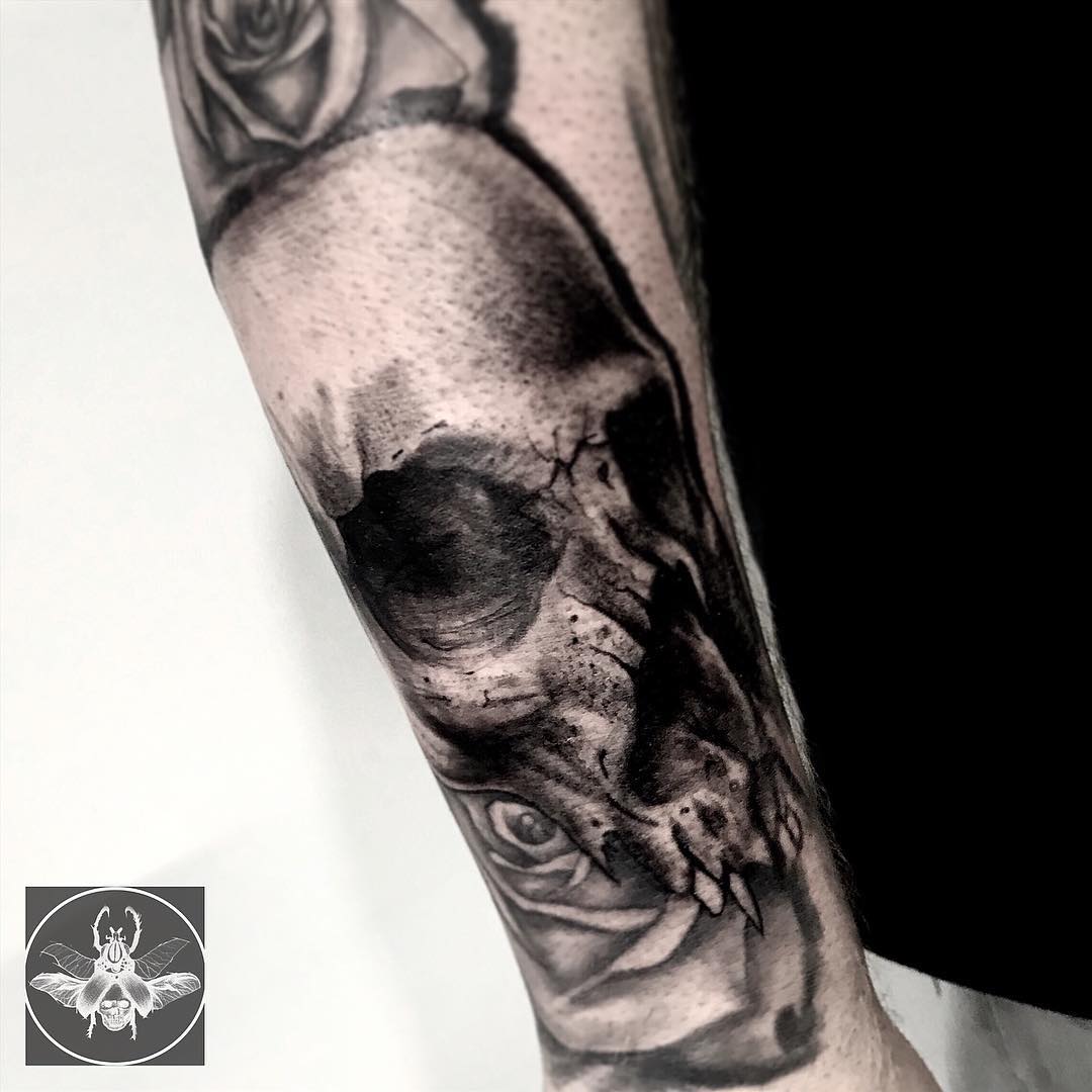tatuaggio blackwork by @smidt blackart 1