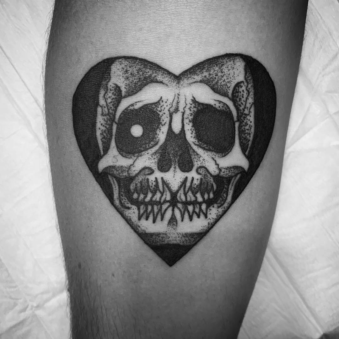 tatuaggio blackwork by @vatiss