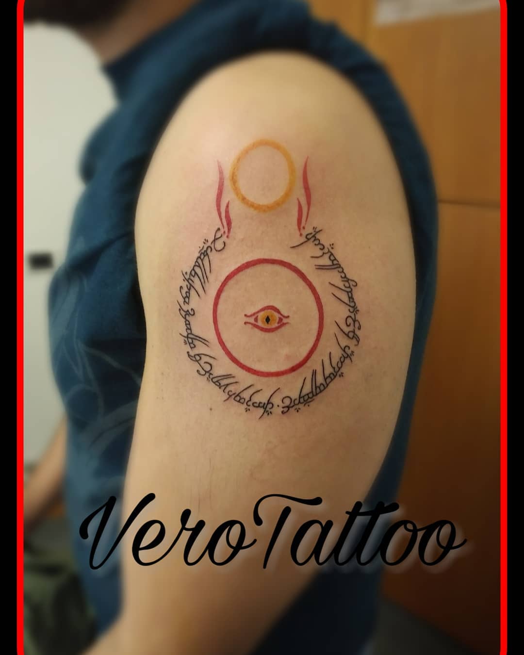 Tattoo lettering fantasy Il Signore degli Anelli ph @vero tattoo